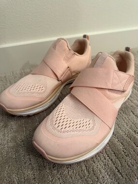 TIEM Cycling Shoes - Pink